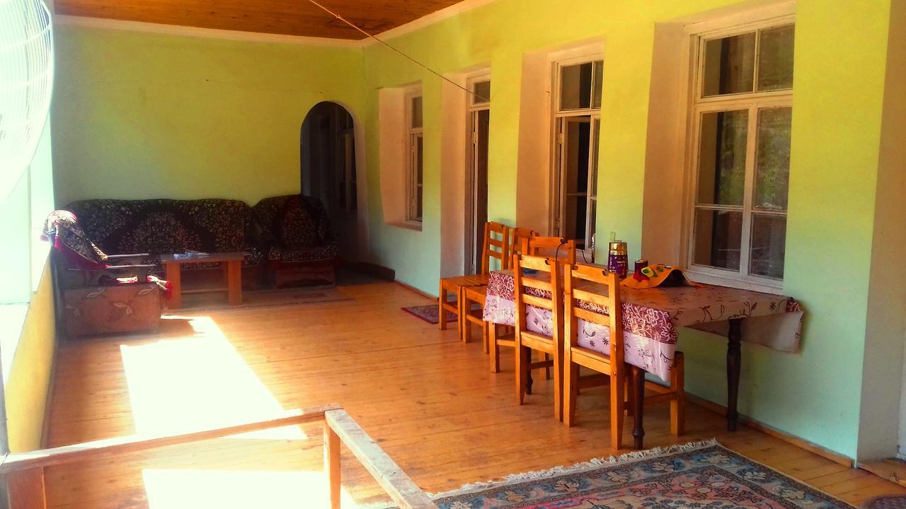 Shaulini Hotel Kashveti Exterior photo